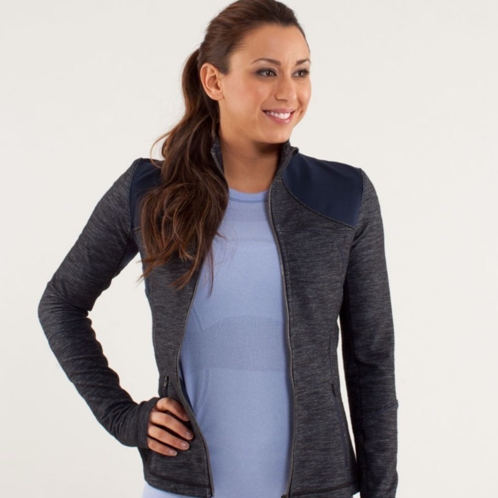 EUC Lululemon Forme Jacket Reversible Slub Denim Inkwell / Inkwell